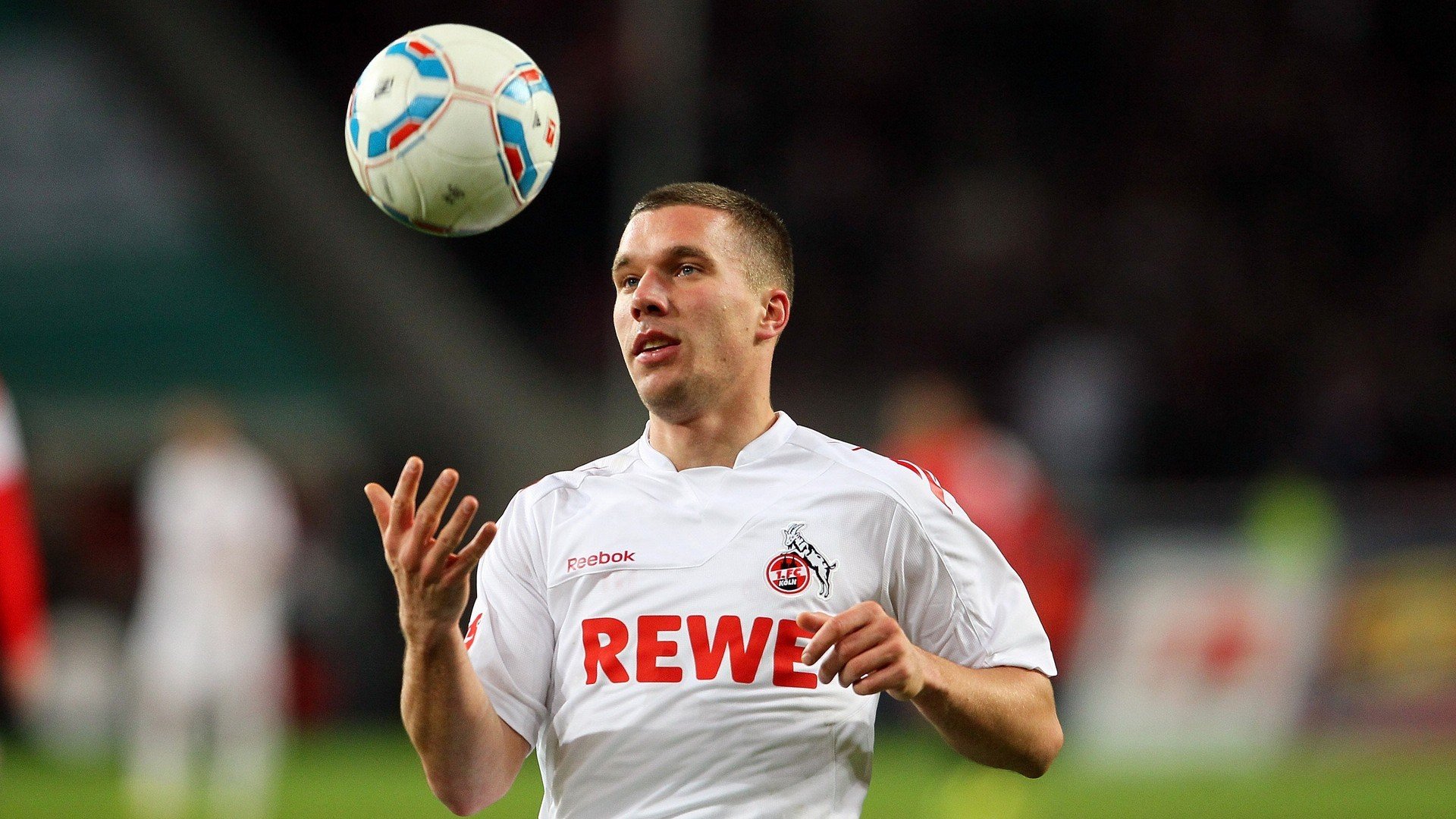 欧冠爆冷！切尔西、巴萨和本菲卡接连失利，0506欧冠切尔西巴萨中文解说